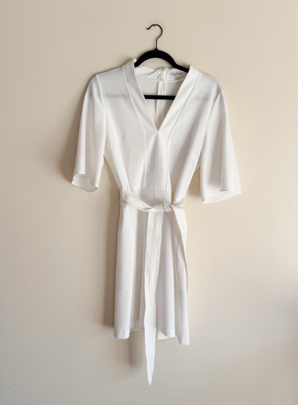 Miss Selfridge White Short Sleeve Velted V Neck Mini Dress Size 8 Bridal Wedding
